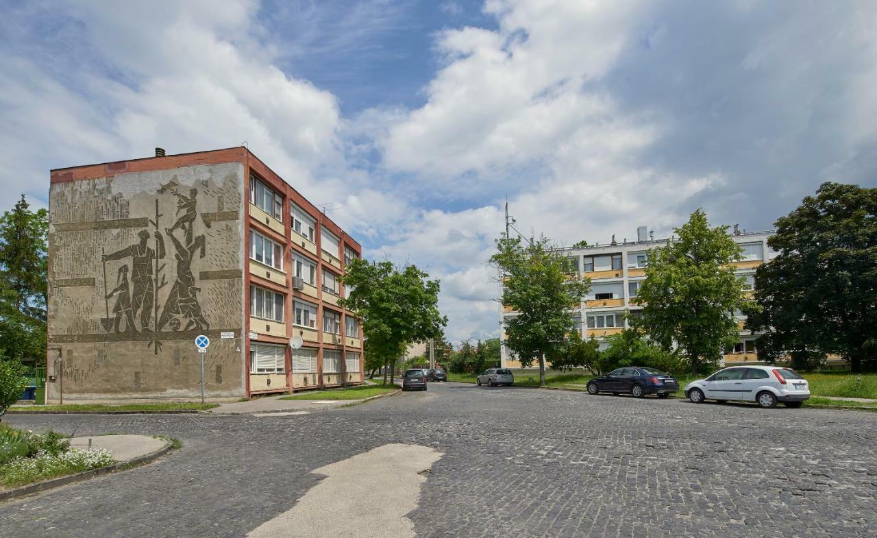 Lem Suburban Appartement Boedapest